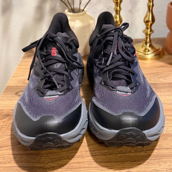 Hoka One One NWOB Women’s 9B Speedgoat 5 GTX Spike Trail Running Shoes Athletic - Picture 2 of 7